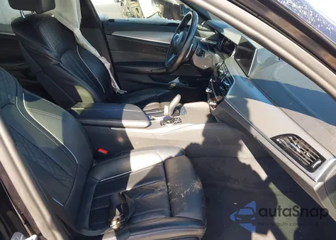 2017 BMW 540I z USA, uszkodzony, nr VIN WBAJE5C34HG913577